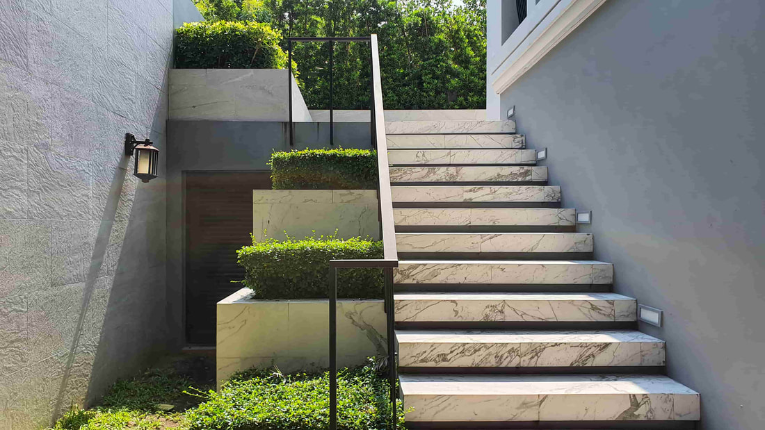 We manipulated this concrete to look like marble. Decorative concrete goes beautifully with modern homes.